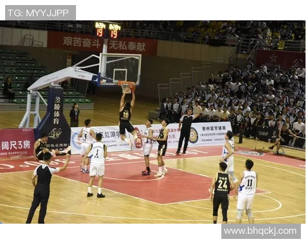 南京篮球队在世界锦标赛中的奋勇拼搏与辉煌成就回顾