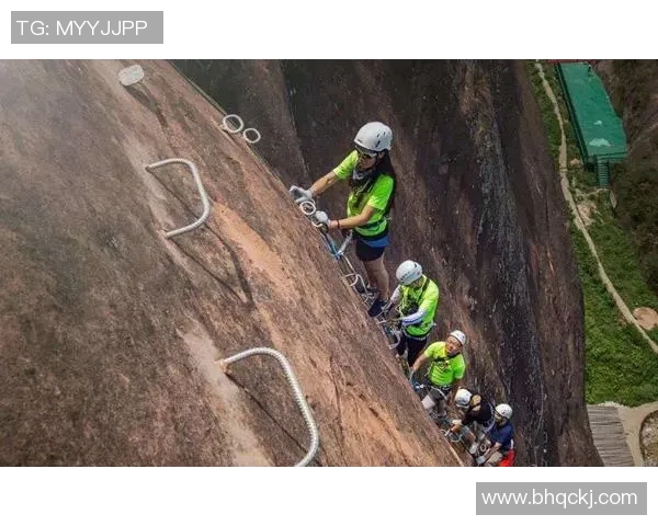 重庆极限运动队的战术创新与进攻体系解析